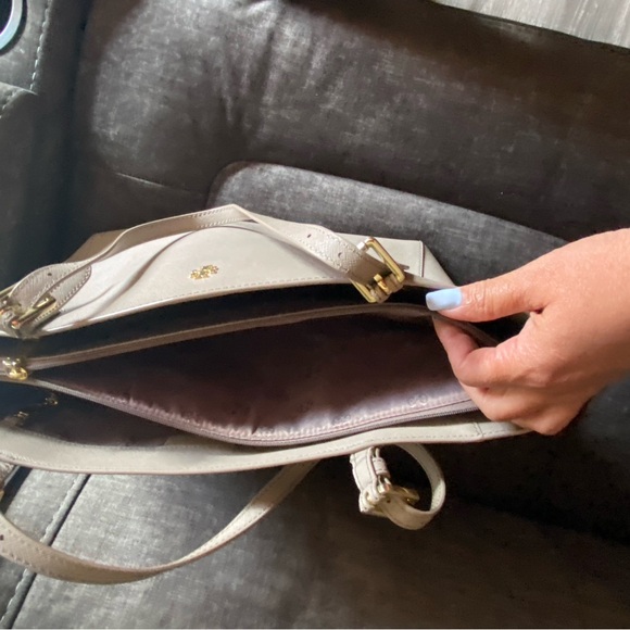 Tory Burch Extra Large Tote. Like New! - Picture 6 of 15